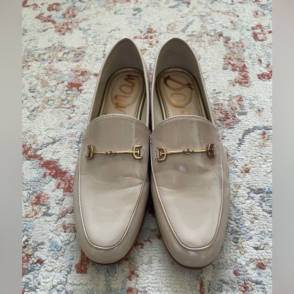 Sam Edelman Loraine Chai Latte Almond Toe Slip On Stacked Heel Fashion Loafers